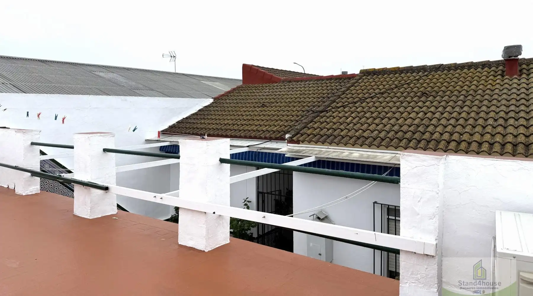 Vista exterior de Casa adosada en venta en La Palma del Condado con Aire acondicionado y Trastero