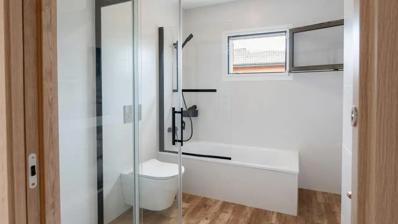 Baño de Piso en venta en Mieres (Asturias) con Calefacción