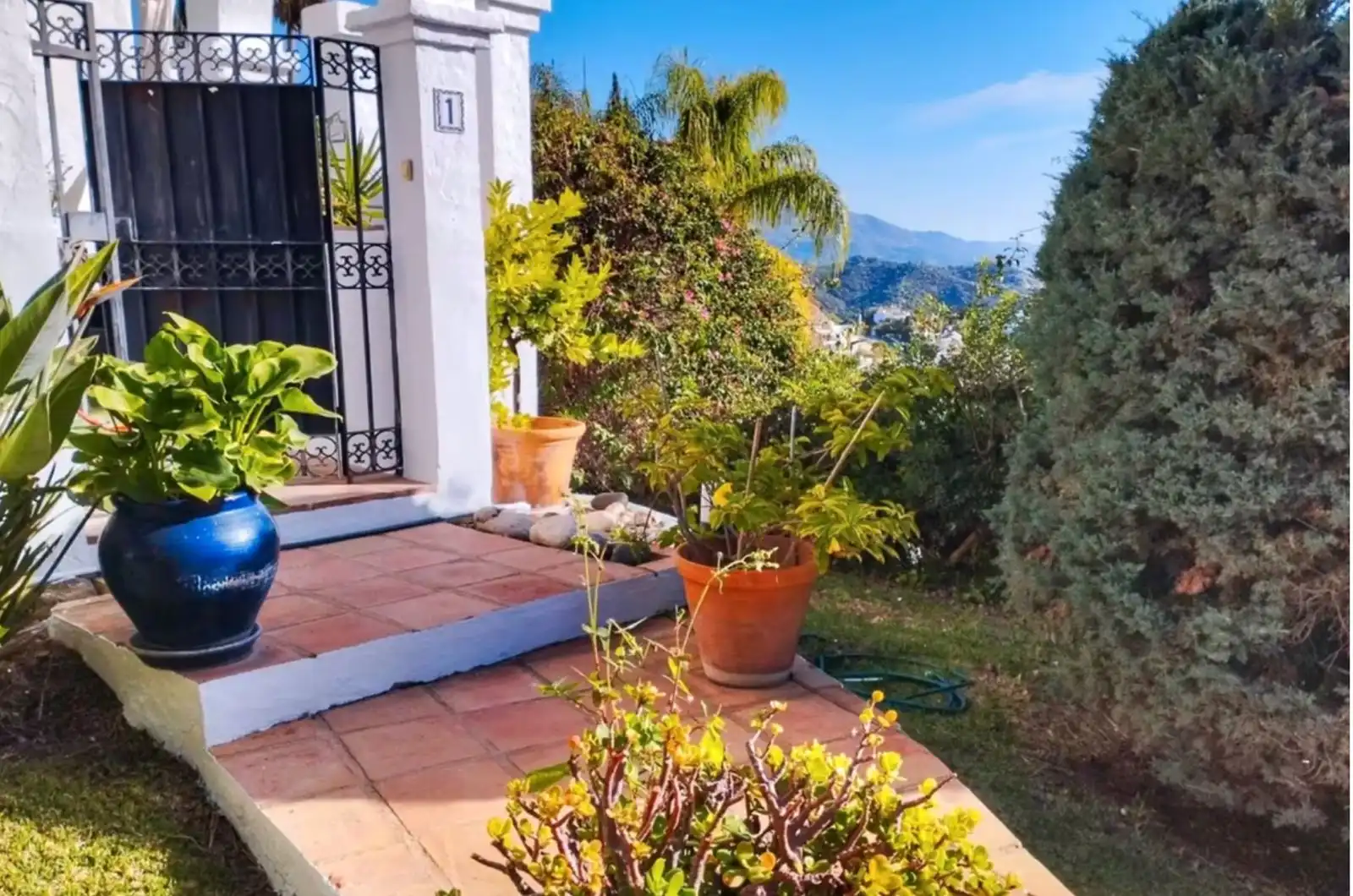 Apartamento con piscina en alquiler en La Quinta, imagen 27