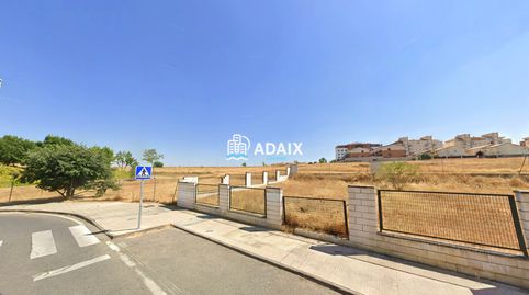 Se vende conjunto formado por dos parcelas urbanas en esquina