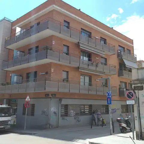 Parcheggio con ascensore in vendita a Don Pelayo
