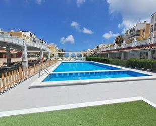 Piscina de Apartament en venda en Torrevieja amb Terrassa