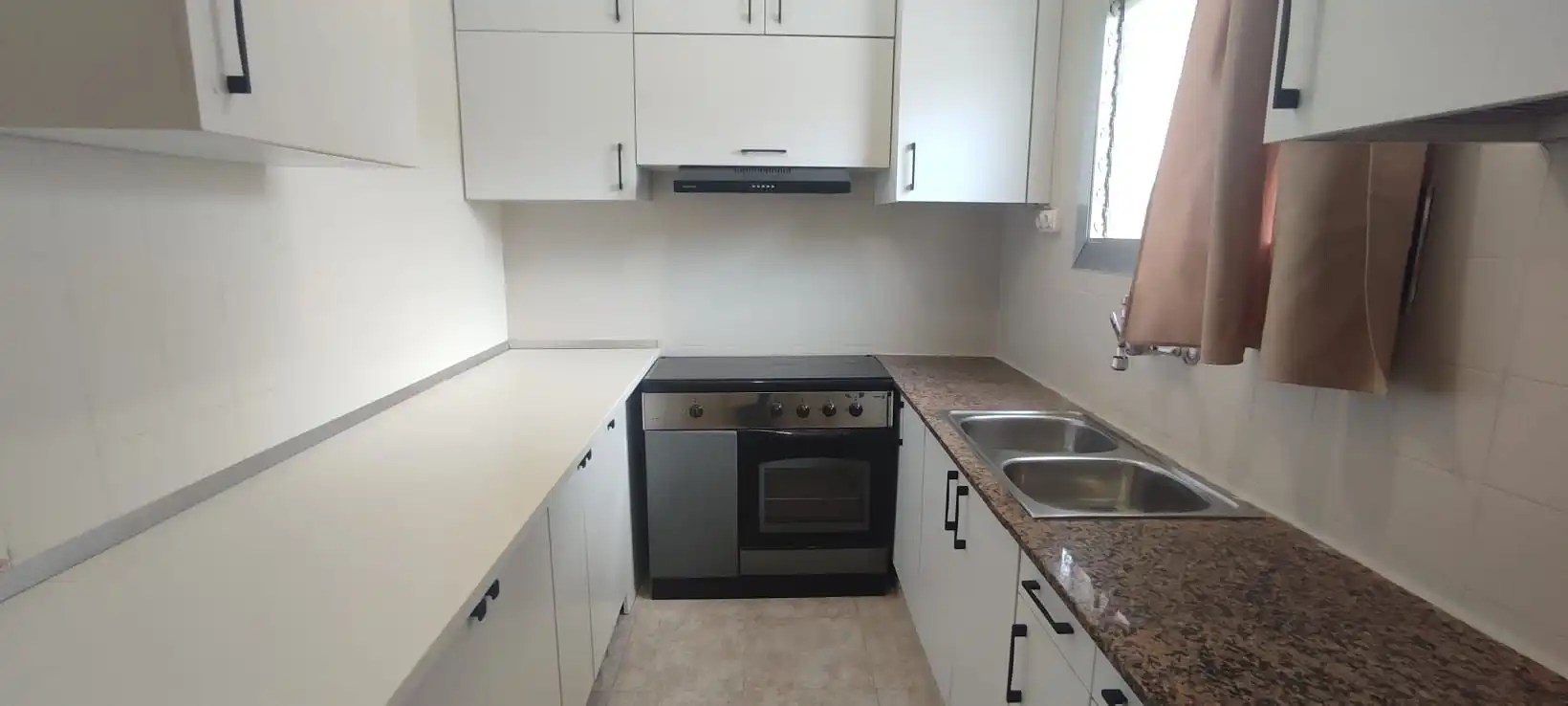 Cocina de Casa o chalet en venta en Vallirana con Aire acondicionado, Jardín privado y Terraza