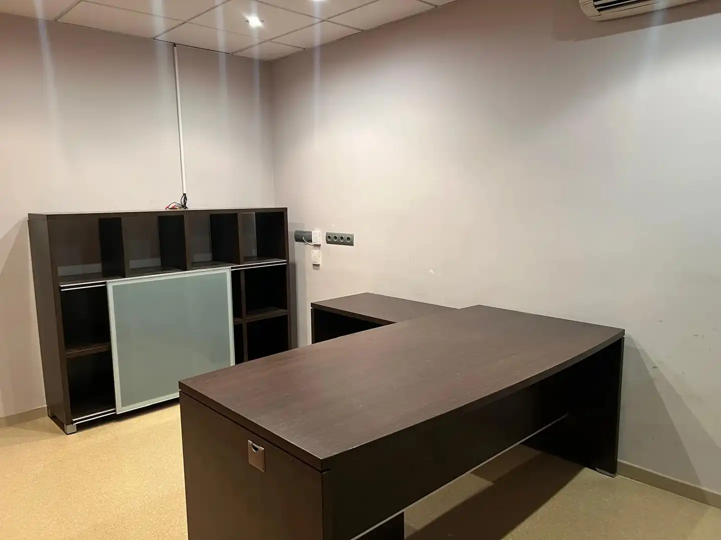 Commercial properties for rent in Mataró  with Air Conditioner
