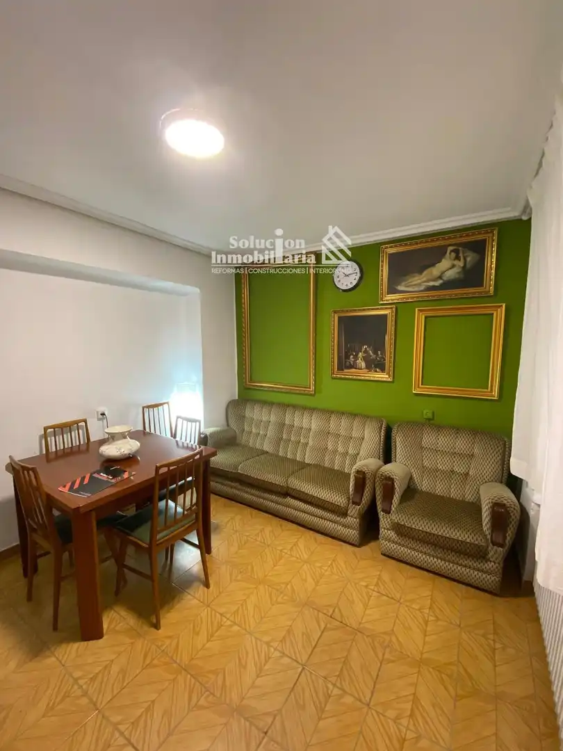 Sala d'estar de Pis de lloguer en Salamanca amb Calefacció, Terrassa i Moblat