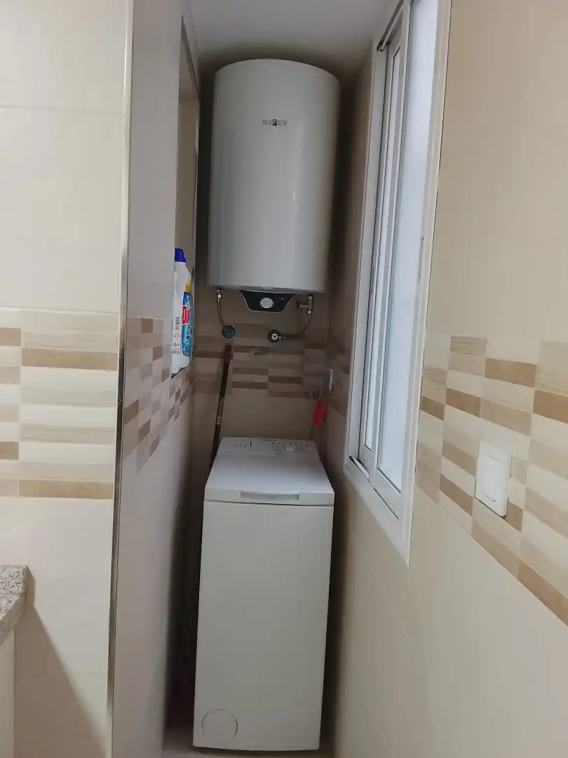 Badezimmer von Wohnung zur Miete in Córdoba mit Klimaanlage, Terrasse und Möbliert