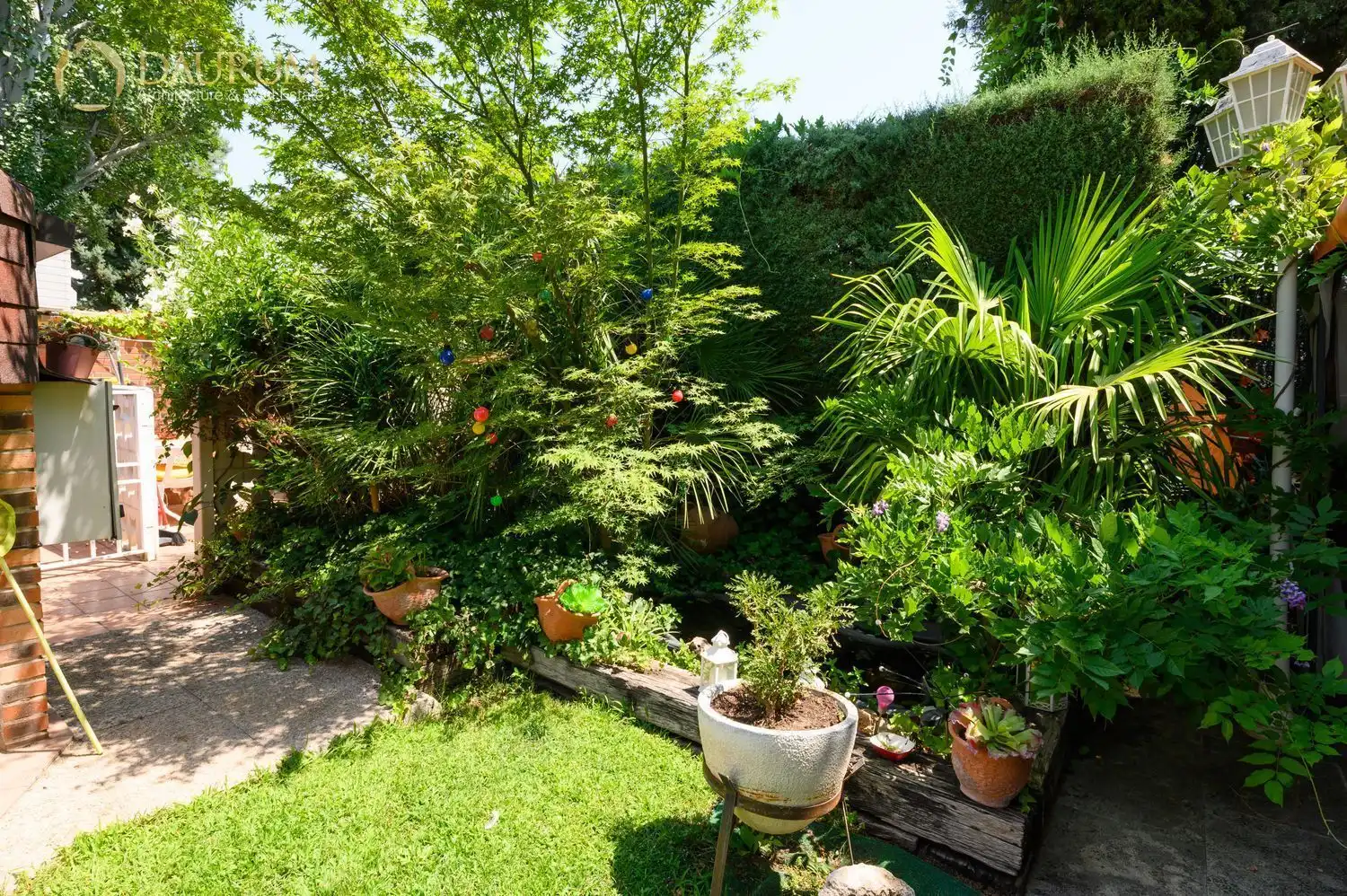 Jardín de Casa adosada en venta en Boadilla del Monte con Aire acondicionado, Calefacción y Jardín privado