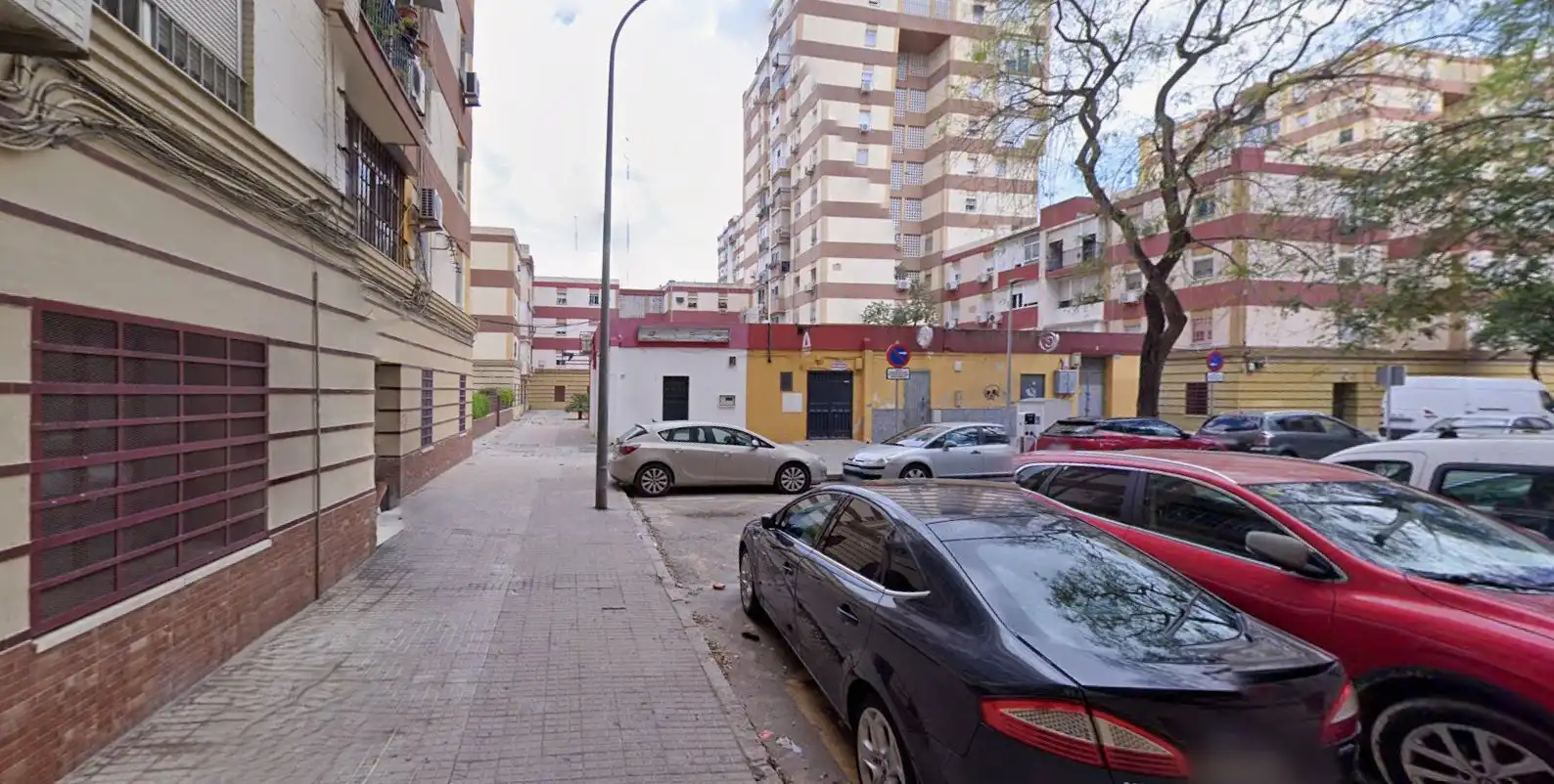 Flat for sale in Calle LINARES RIVAS