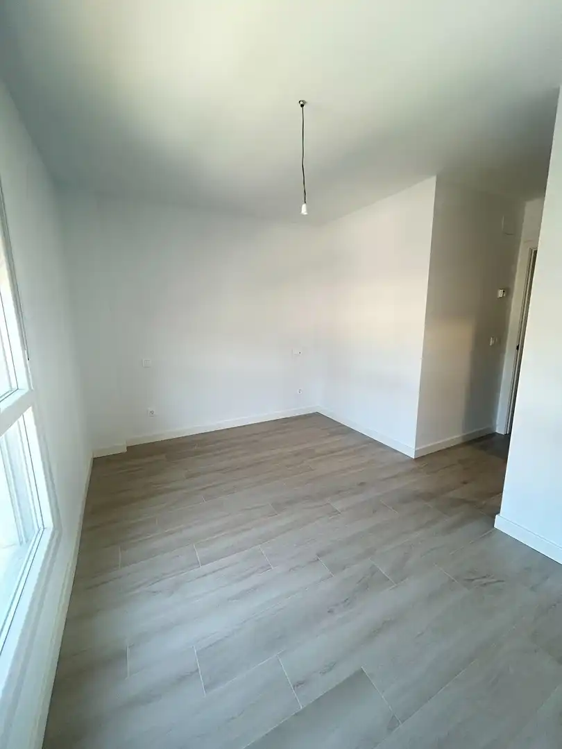 Habitación de Piso de alquiler en Cistérniga con Calefacción, Terraza y Piscina comunitaria