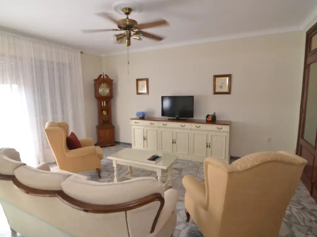 Wohnung zur Miete in Calle Francisco Rivera Paquirri, San José de la Rinconada