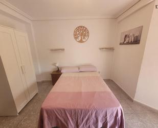 Bedroom of Apartment to share in  Sevilla Capital  with Air Conditioner