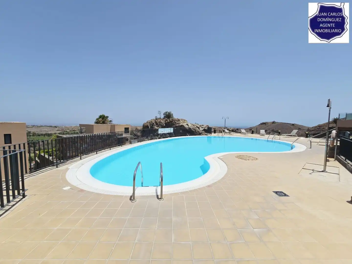 Schwimmbecken von Haus oder Chalet zum Verkauf in San Bartolomé de Tirajana mit Klimaanlage, Privatgarten und Terrasse
