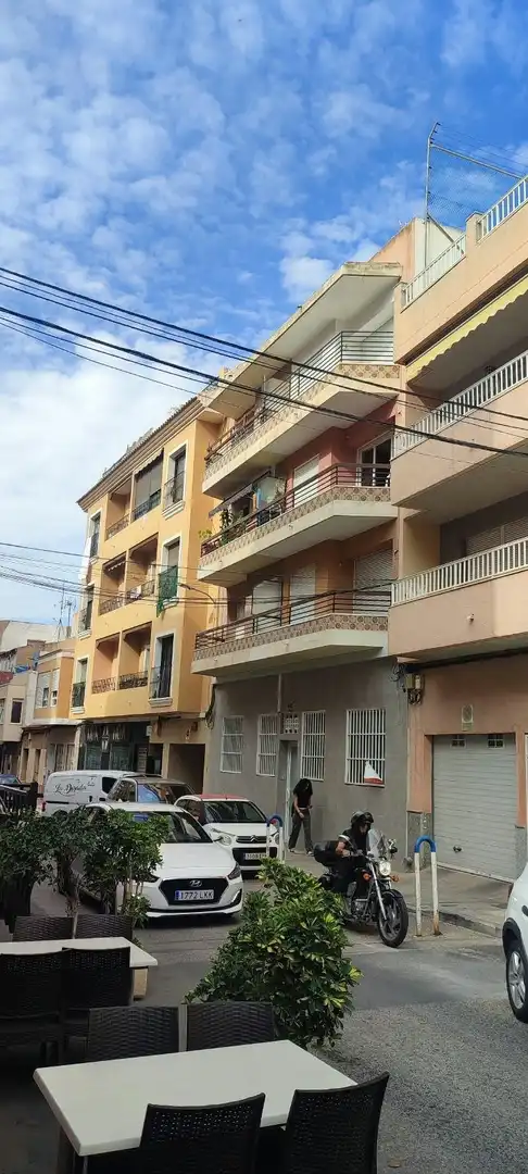 Vista exterior de Pis en venda en Centro