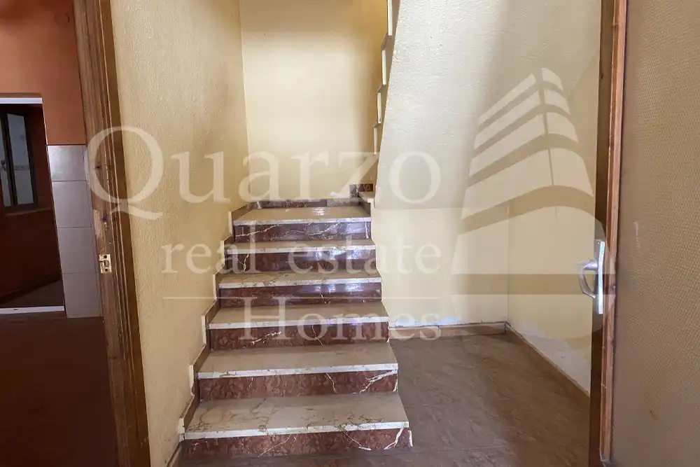 Einfamilien-Reihenhaus zum Verkauf in Barrax mit Terrasse und Balkon
