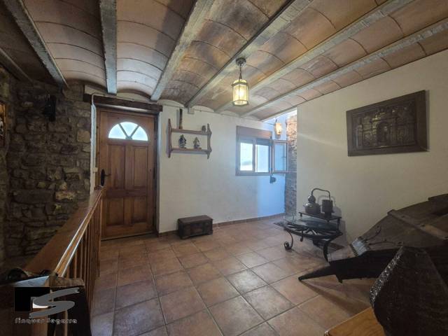 Casa-chalet en Venta en Cervera
