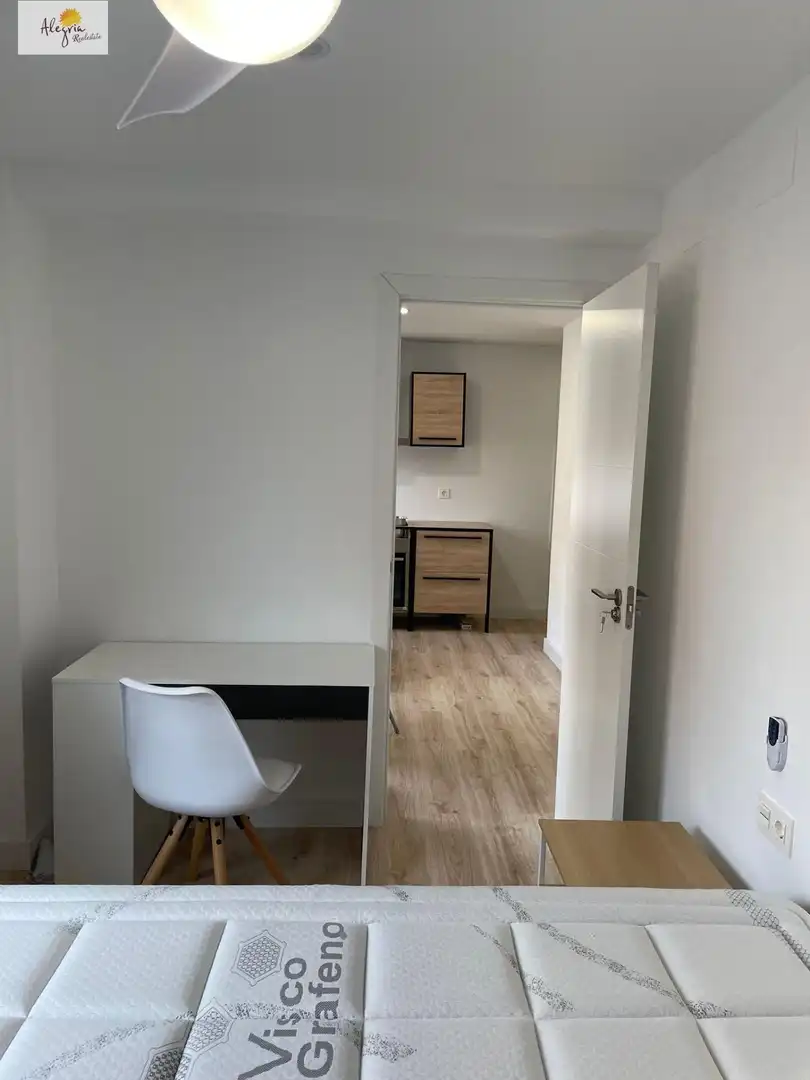 Habitación de Apartamento en venta en Valencia con Aire acondicionado