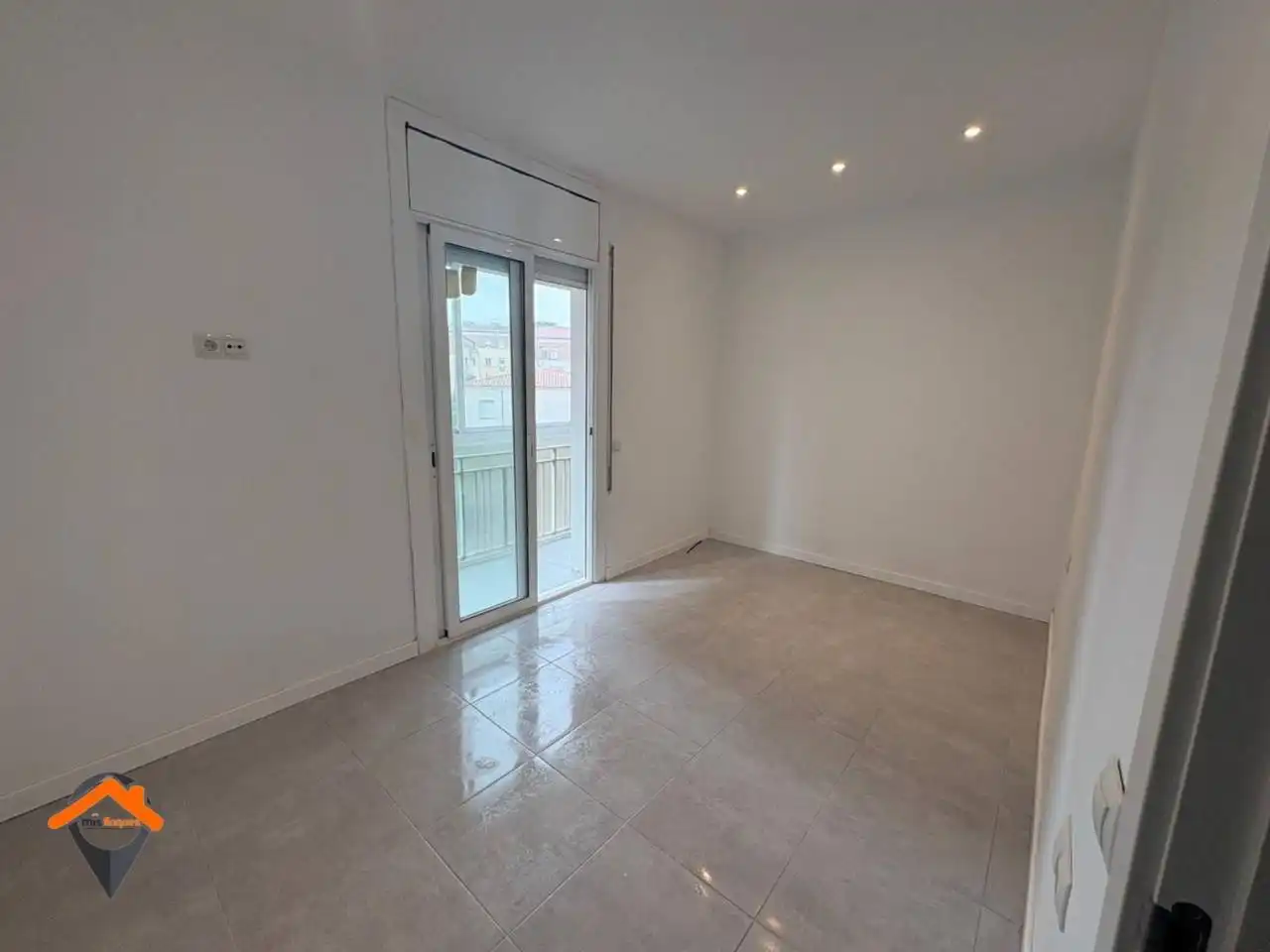 Schlafzimmer von Wohnung zum Verkauf in Sabadell mit Klimaanlage, Heizung und Terrasse