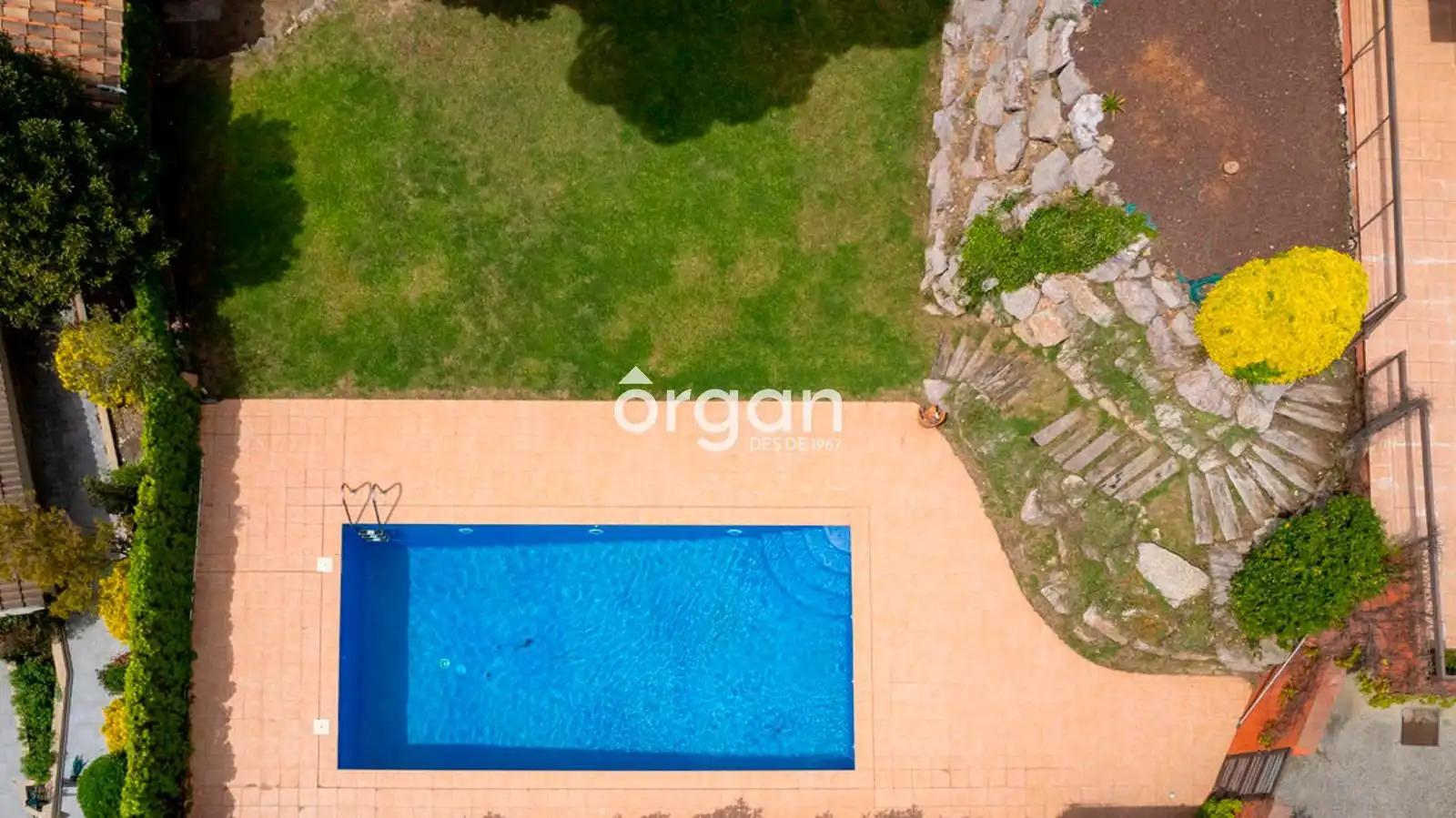 Schwimmbecken von Haus oder Chalet zum Verkauf in Cerdanyola del Vallès mit Klimaanlage, Heizung und Abstellraum