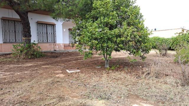 Casa-chalet en Venta en C/ Los Huertos en San Bartolomé de la Torre