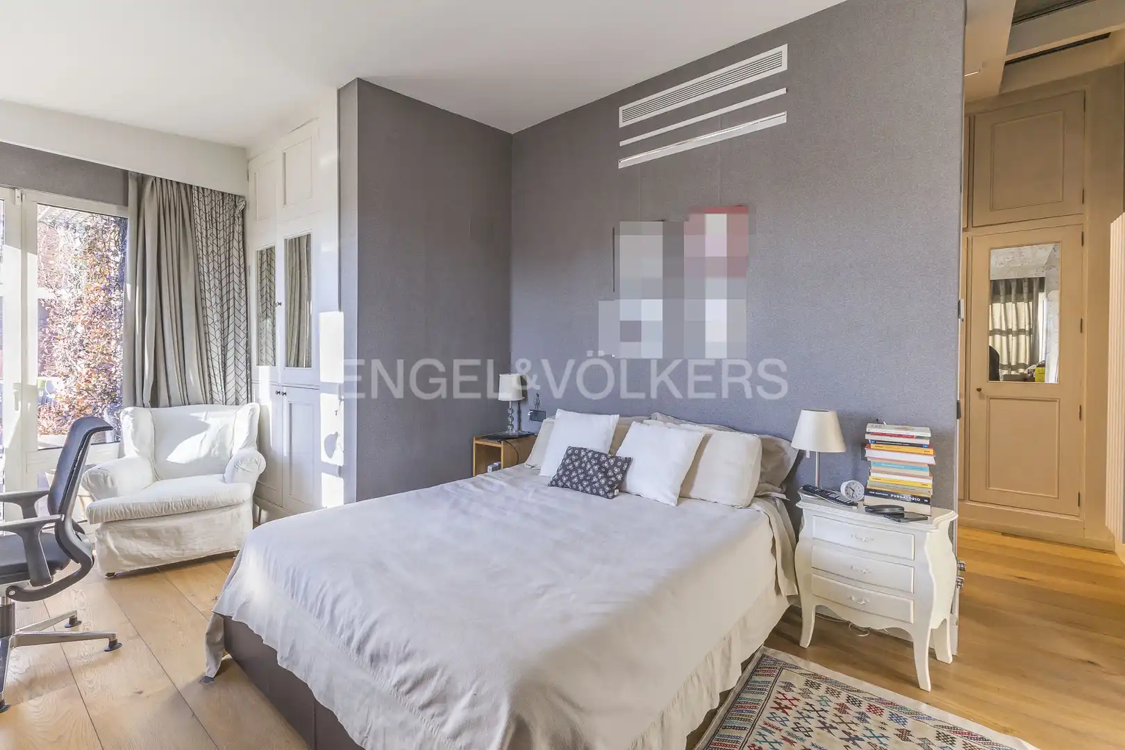 Schlafzimmer von Dachboden zum Verkauf in Madrid mit Klimaanlage, Heizung und Terrasse