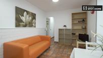 Living room of Flat to rent in  Barcelona Capital  with Air Conditioner, Heating and Furnished