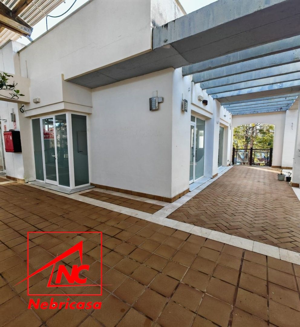 Terraza de Local en venta en Rota con Terraza