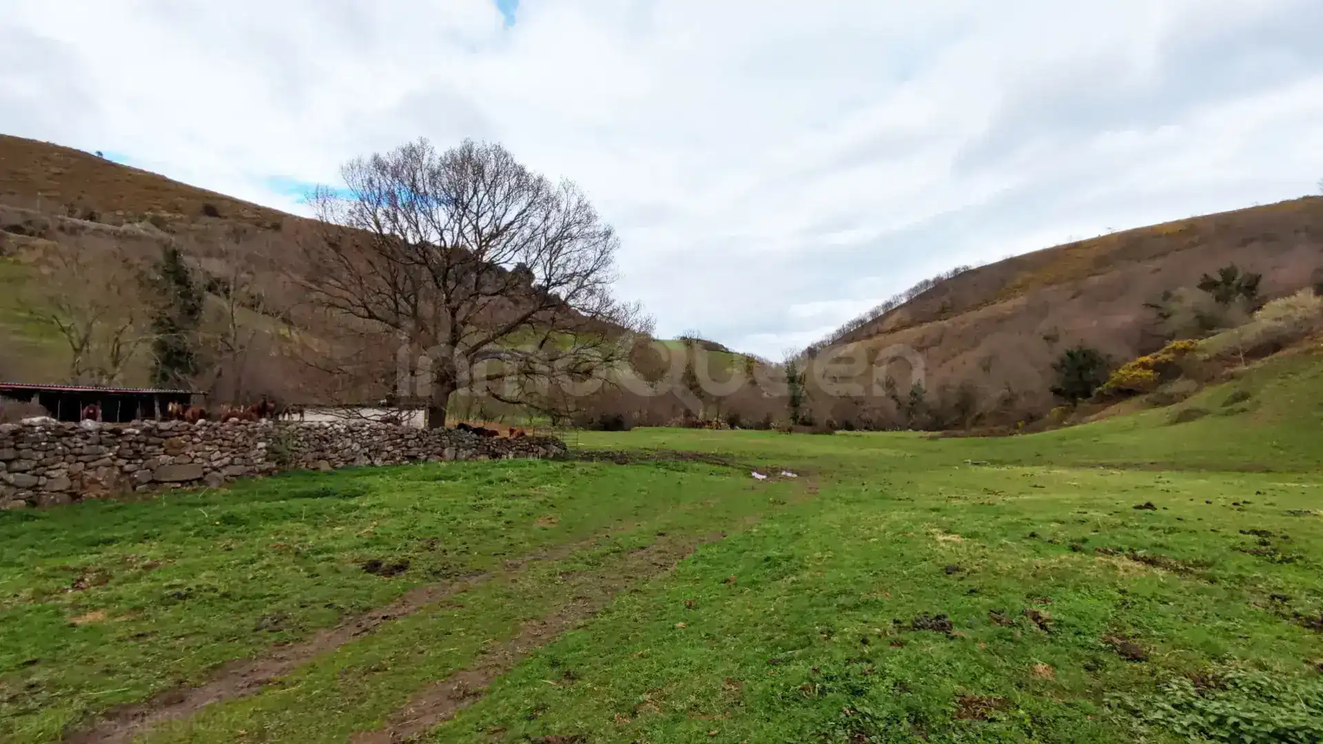 Terreno en venta en Bárcena de Pie de Concha