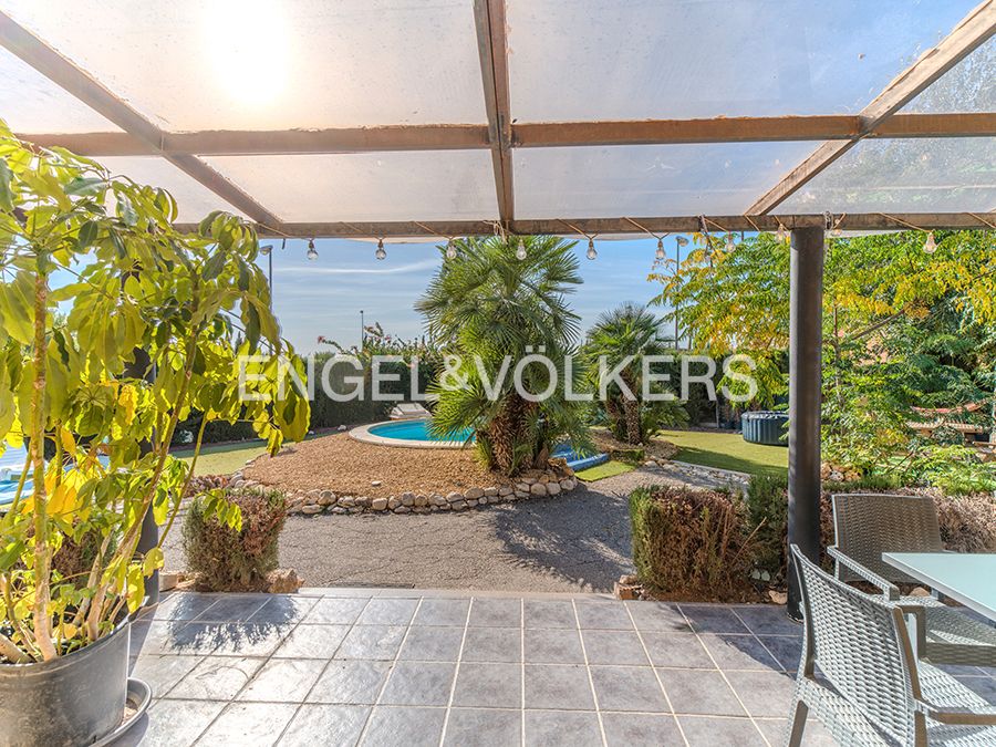 Vista exterior de Casa o xalet en venda en Sant Feliu de Buixalleu amb Aire condicionat, Calefacció i Jardí privat