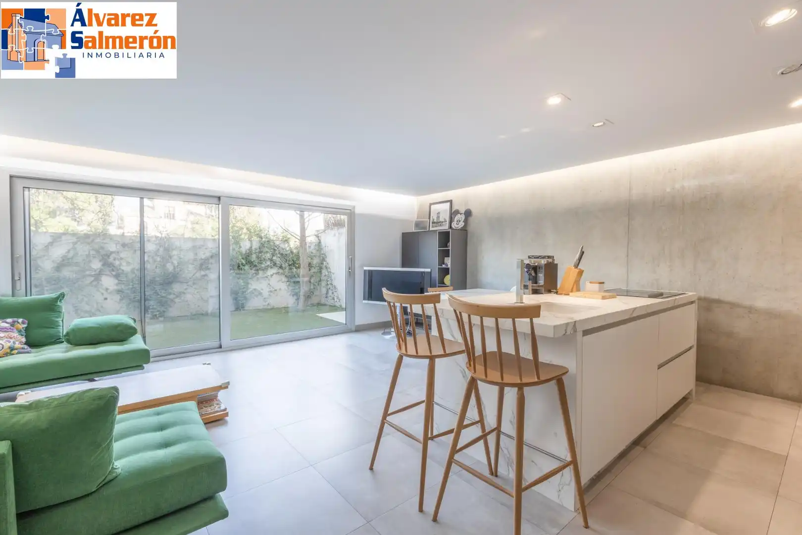 Kitchen of Houses for sale in Granada