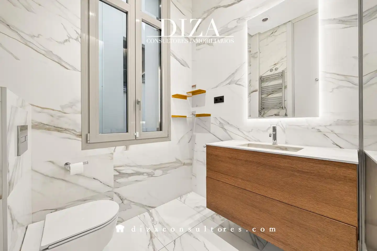 Bathroom of Ground floor for rent in Madrid  with Air Conditioner and Furnished