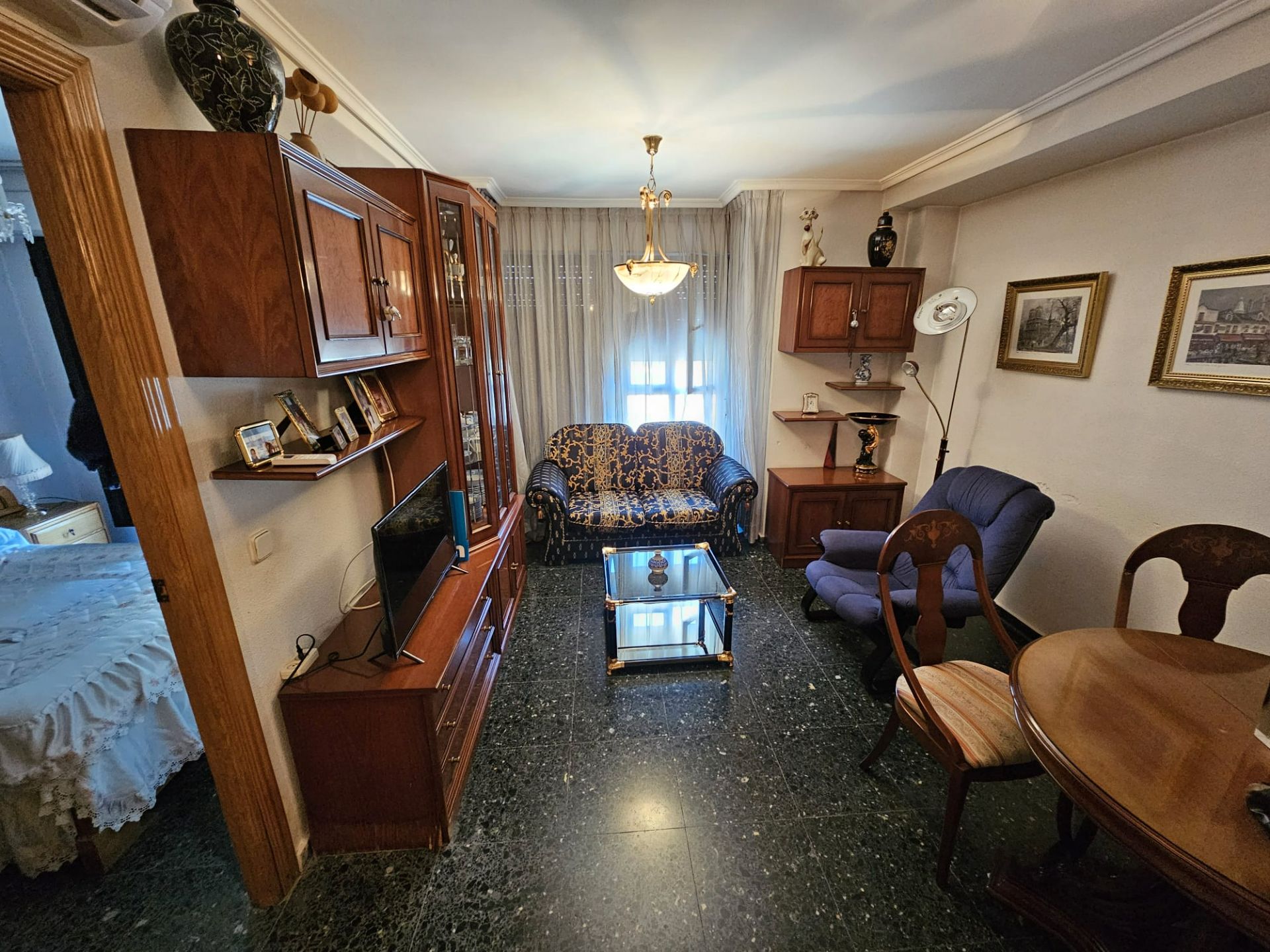 Sala d'estar de Pis de lloguer en  Valencia Capital amb Aire condicionat, Moblat i Forn