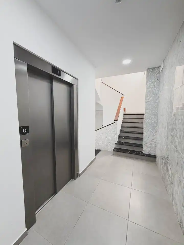 Piso en venta en Cádiz con Aire acondicionado, Calefacción y Parquet