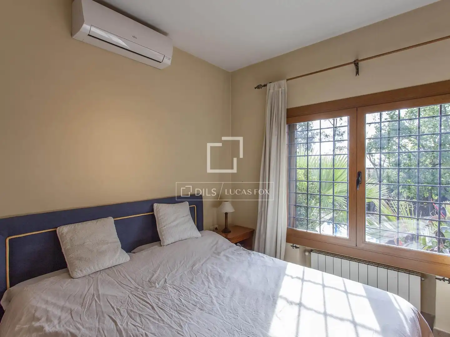 Habitación de Casa o chalet en venta en Paterna con Calefacción, Jardín privado y Terraza