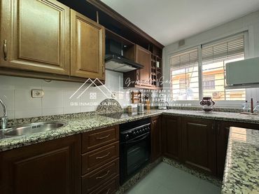 Piso con ascensor en venta en El Valle