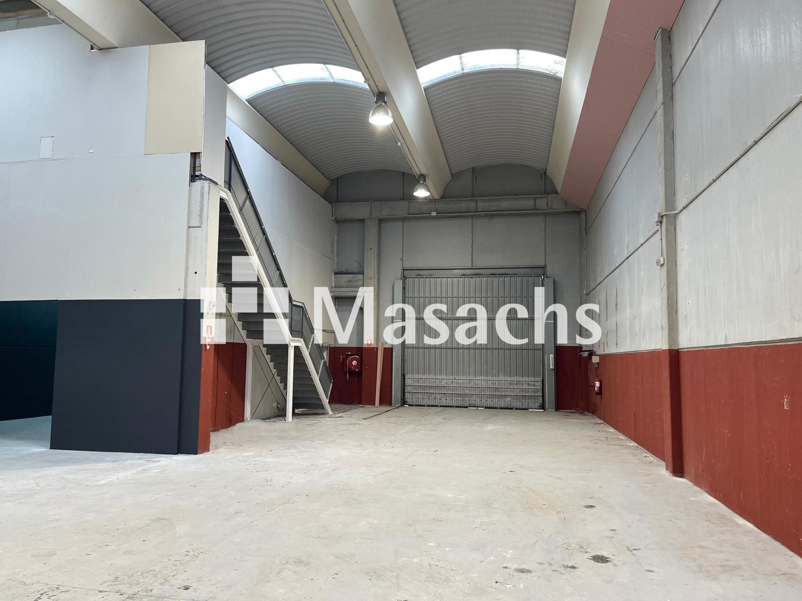 Nave industrial de alquiler en Montmeló