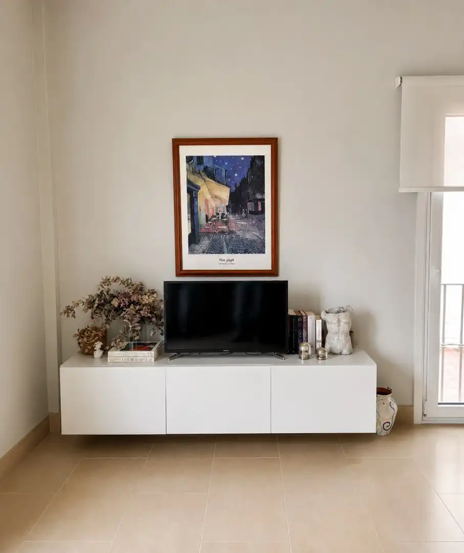 Sala d'estar de Apartament en venda en Sotogrande amb Aire condicionat, Moblat i Balcó