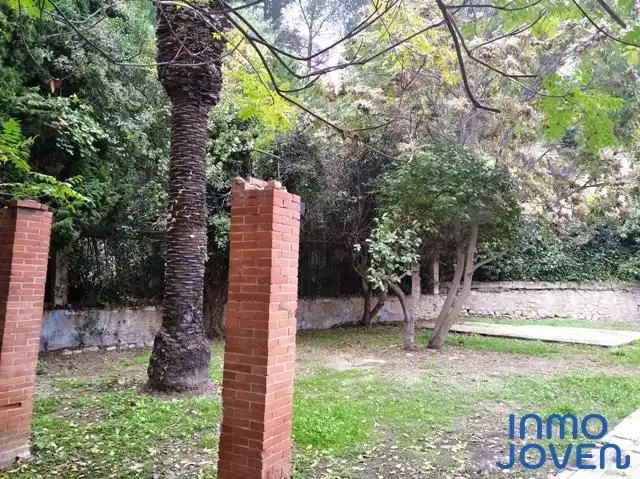 Jardí de Nau industrial en venda en Alcoy / Alcoi
