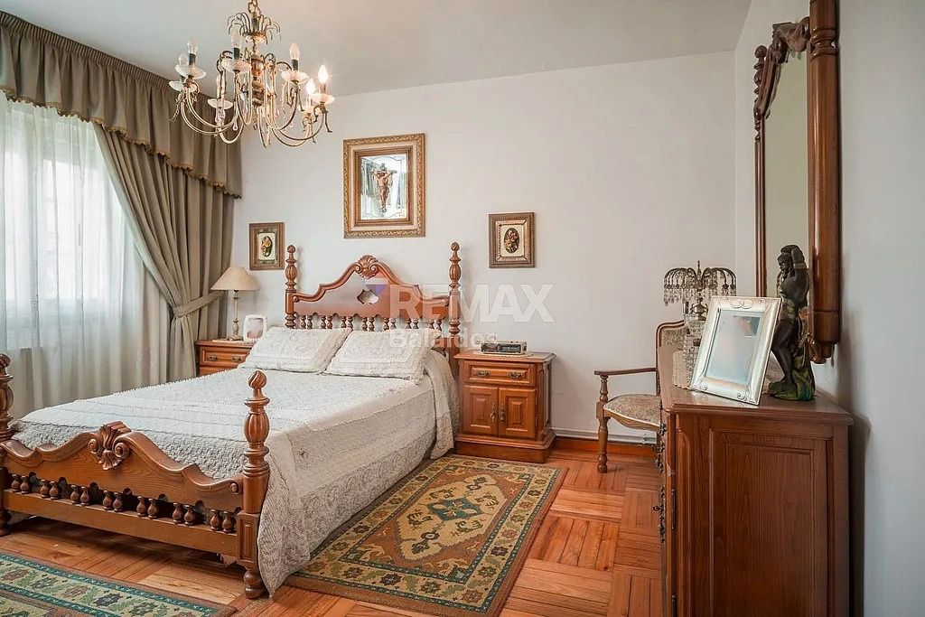 Bedroom of House or chalet for sale in A Pobra do Caramiñal  with Heating, Private garden and Parquet flooring