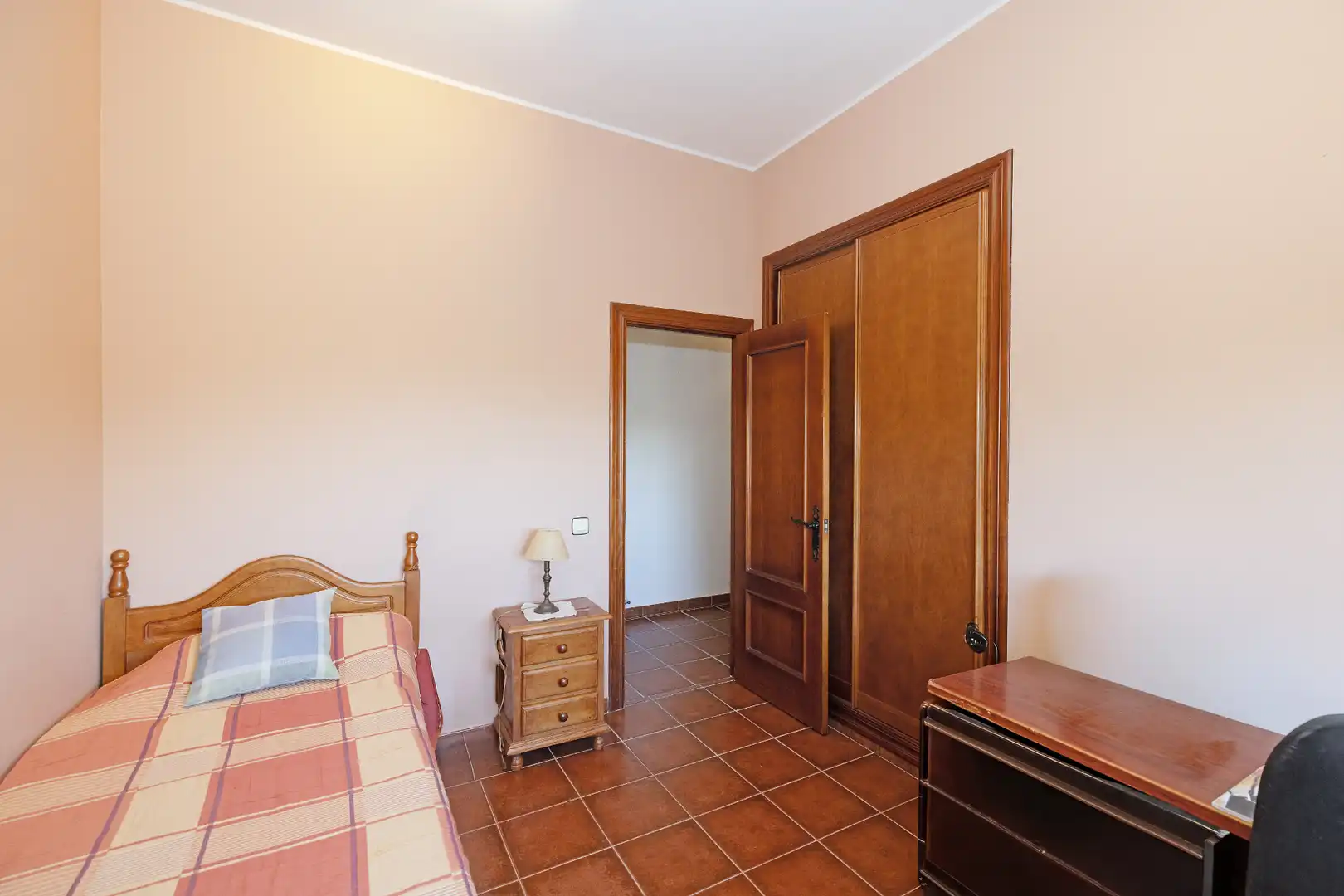 Habitación de Finca rústica en venta en Colmenar con Aire acondicionado, Calefacción y Jardín privado