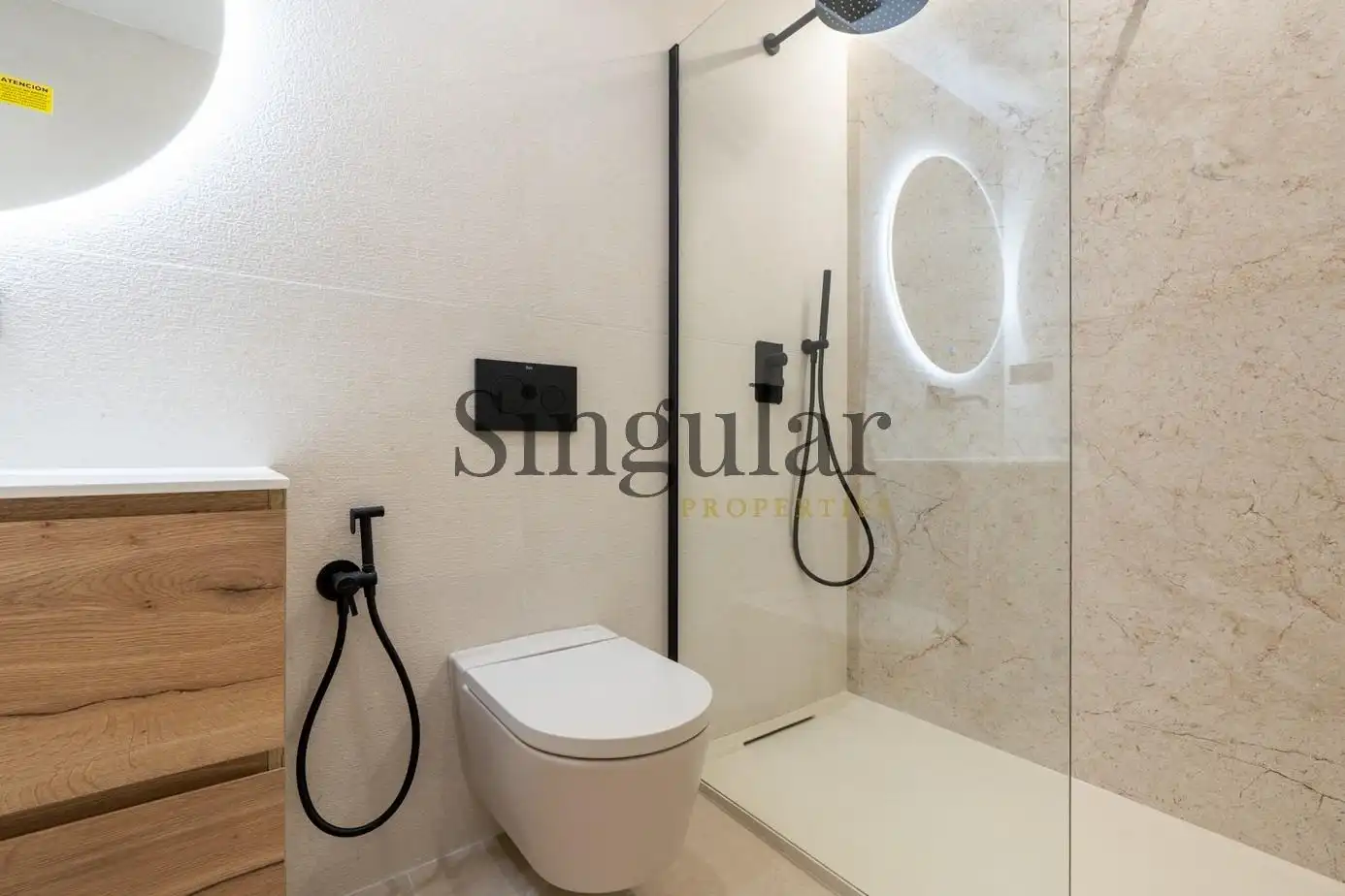 Baño de Piso en venta en Barcelona con Aire acondicionado, Calefacción y Terraza