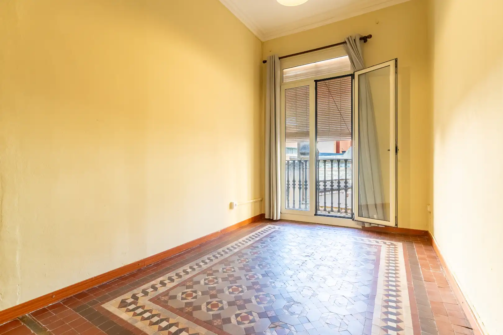Bedroom of Flat for sale in Centre