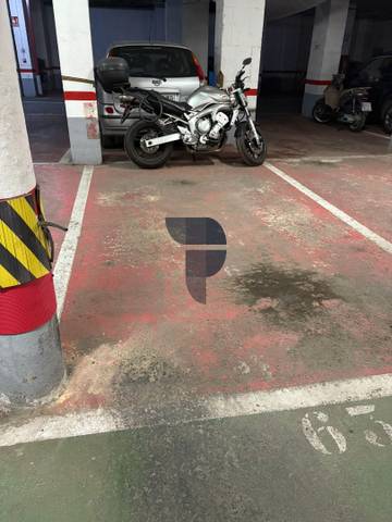 Garaje en Alquiler en Carrer Doctor José Luis de la Vega, 12 en Garbinet - Parque de las Avenidas