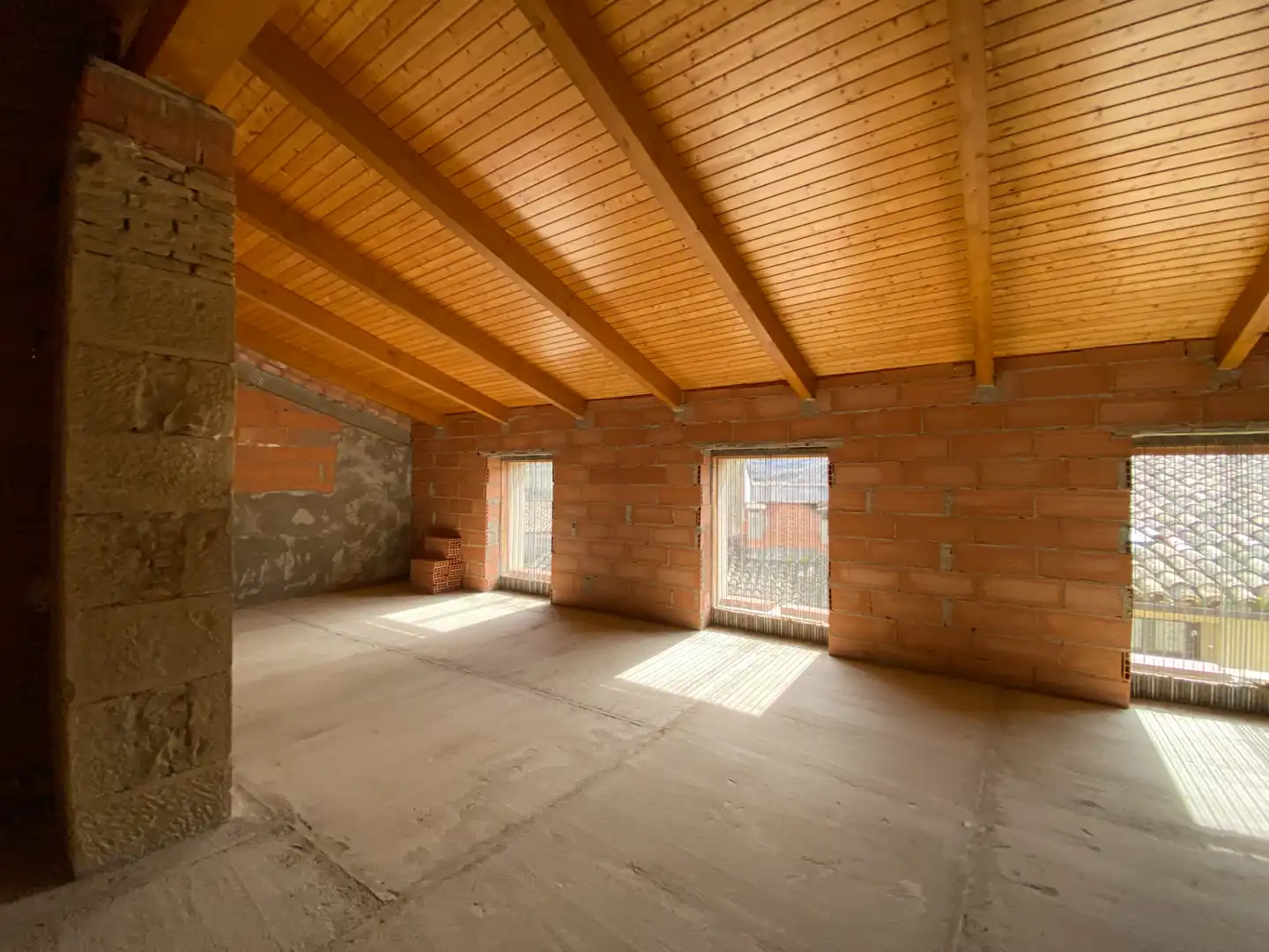 Buildings for sale in Calle Santa Luisa Marillac, Uncastillo