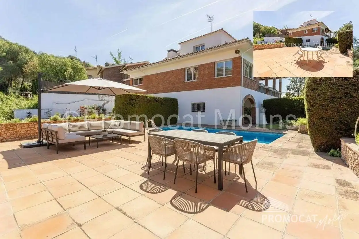 House with pool for sale in DR. FLEMING