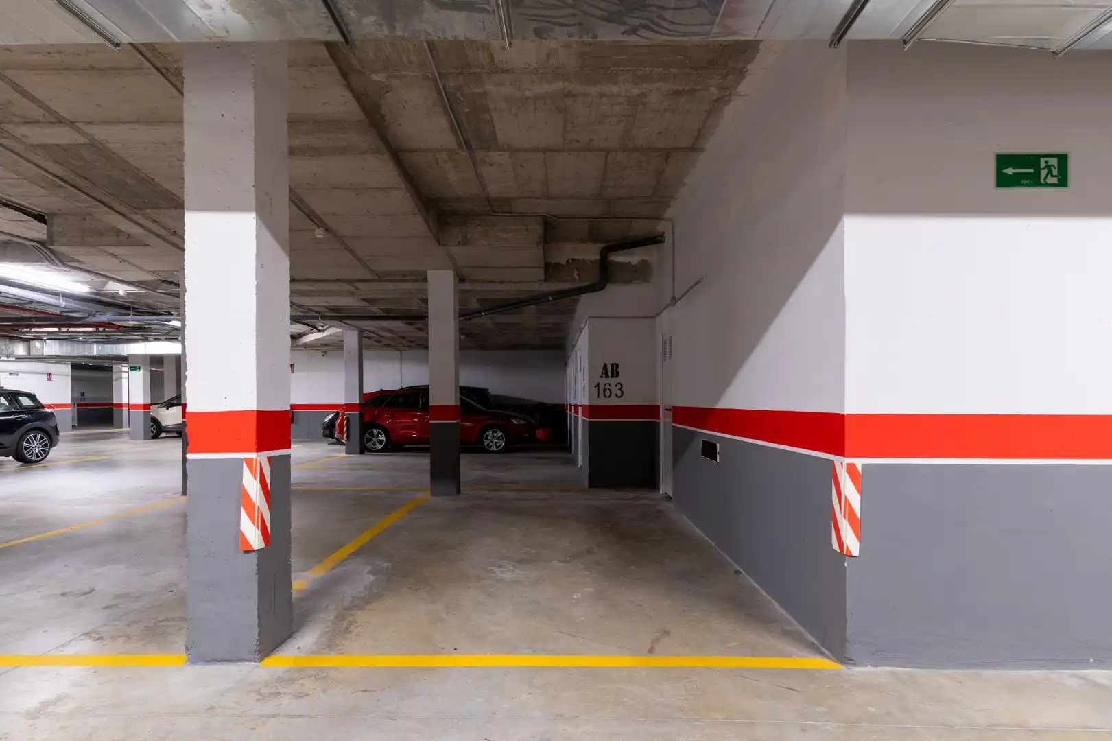 Parking de Piso de alquiler en Motril con Aire acondicionado, Terraza y Trastero