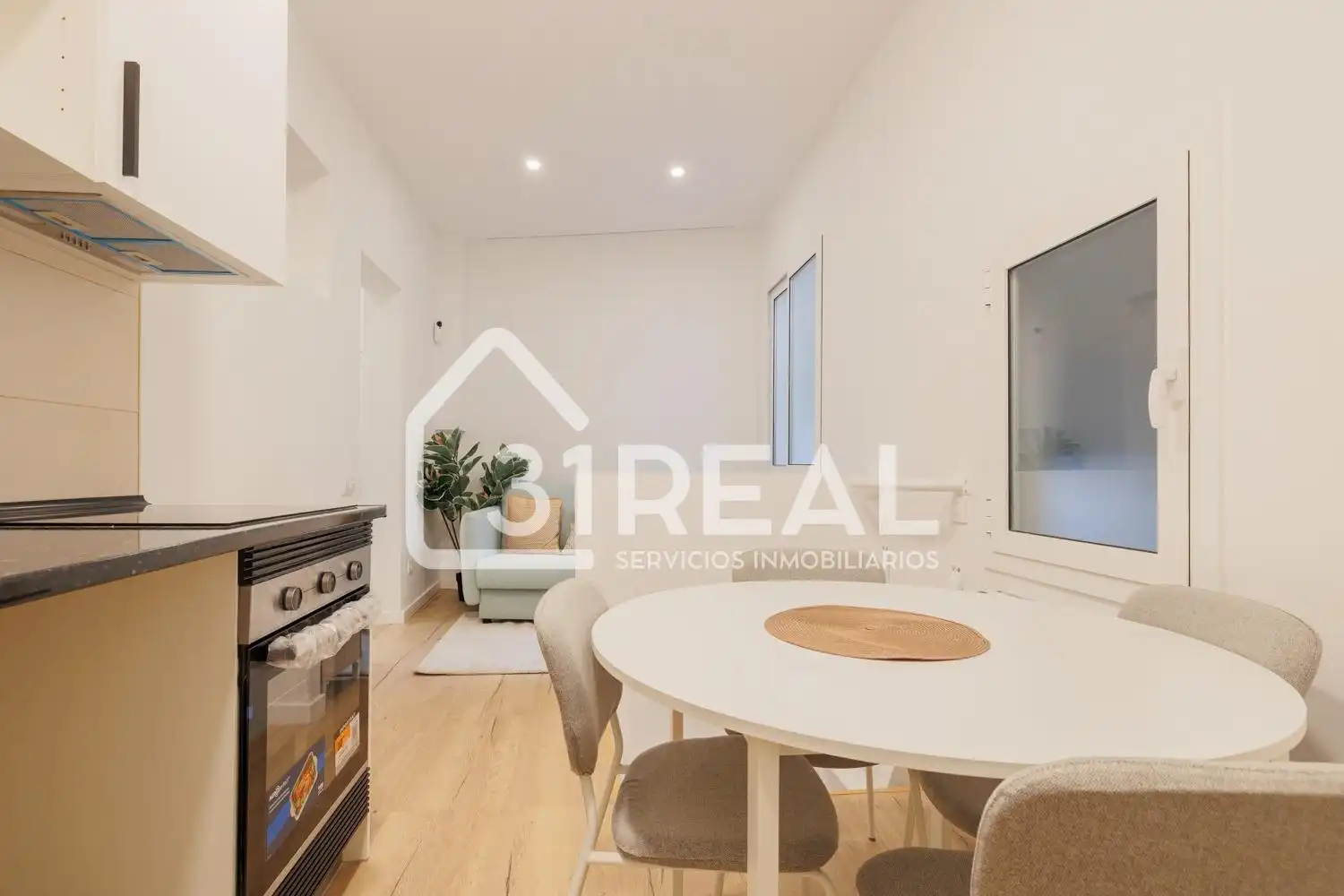 Habitación de Planta baja en venta en  Madrid Capital con Amueblado