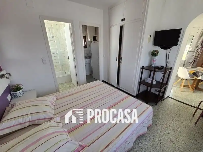 Villa con piscina in vendita a Pení, imagen 23