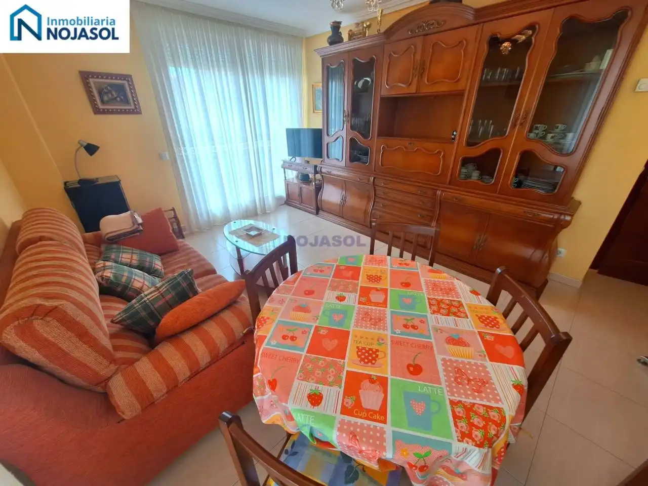Sala de estar de Apartamento de alquiler en Noja con Calefacción, Jardín privado y Terraza