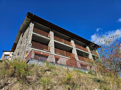 Vista exterior de Apartament en venda en Alp amb Terrassa