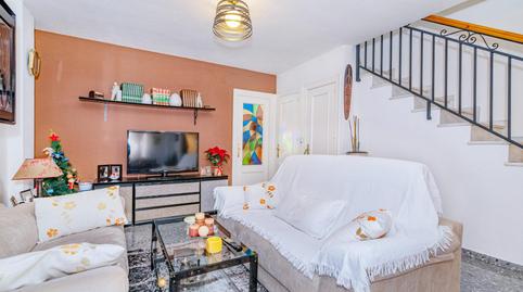 Foto 4 de Casa adosada en venta en Calle de Zaraida, Híjar, Las Gabias